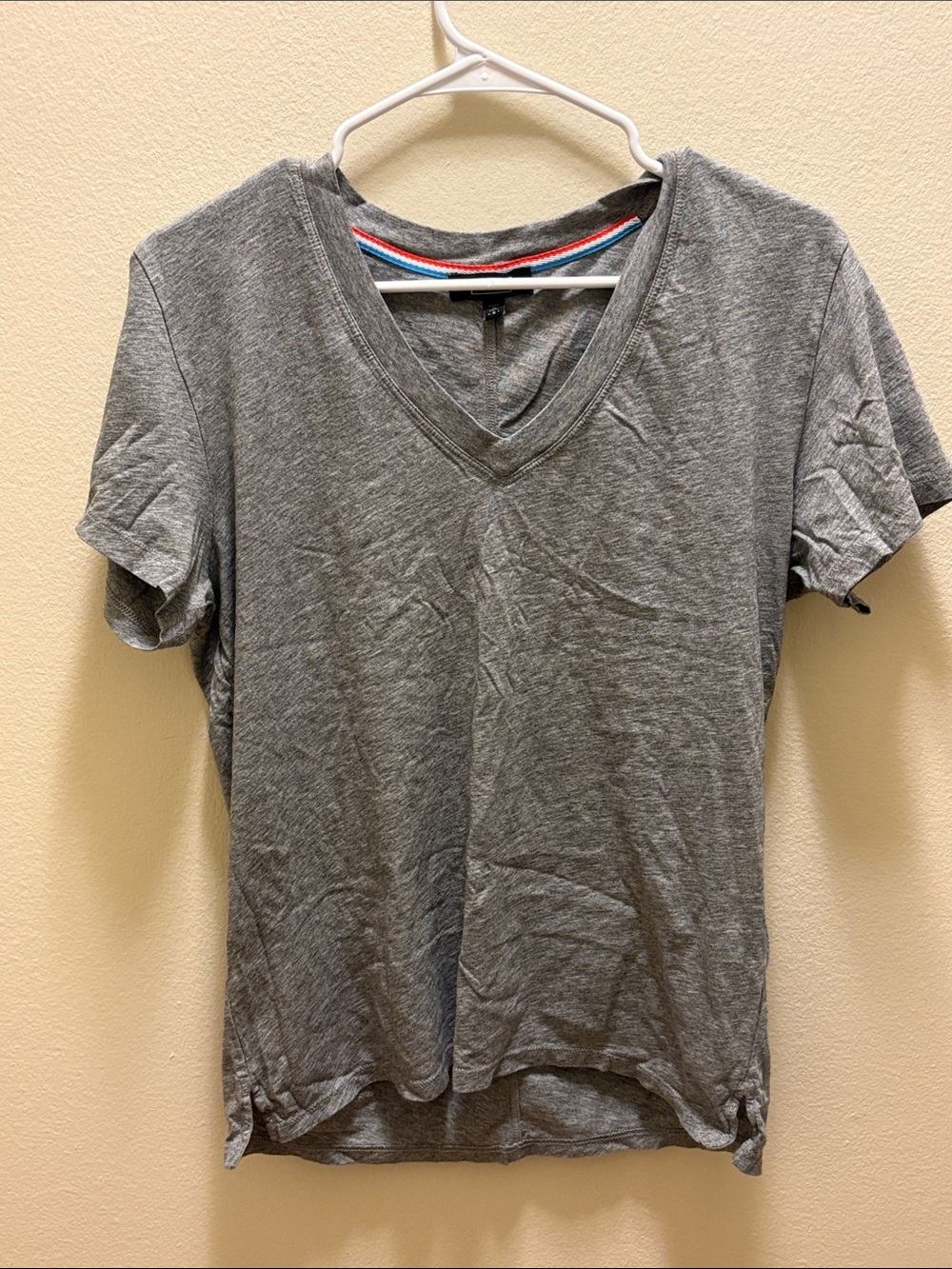 AYR gray v-neck tshirt